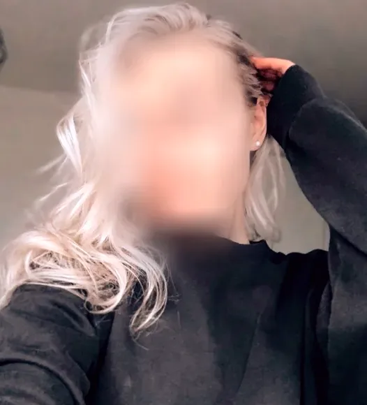 Annalena, 24