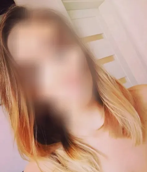 Hannah, 24