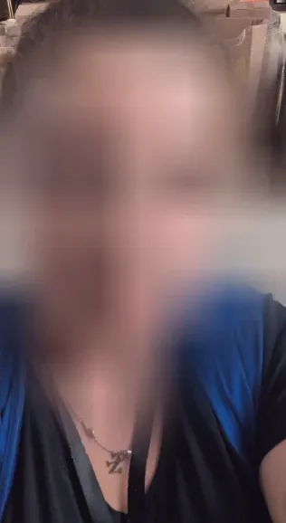 Jasmin, 30