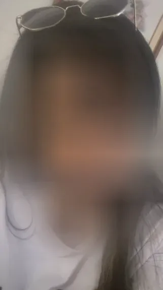 Lucia, 33