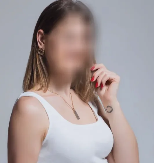 Luisa, 34