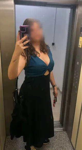 Merle, 35