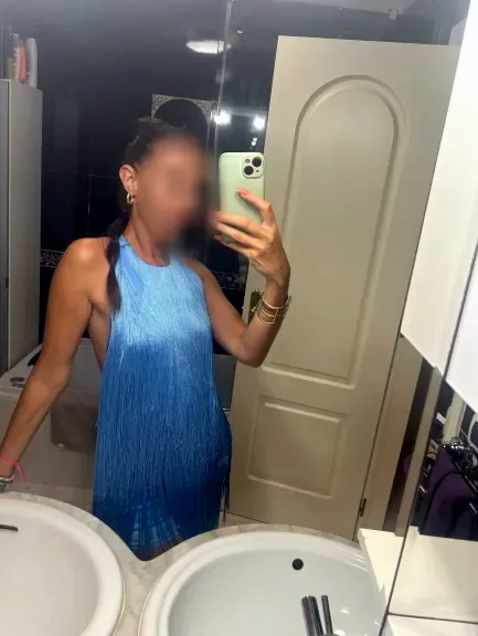 Mira, 32
