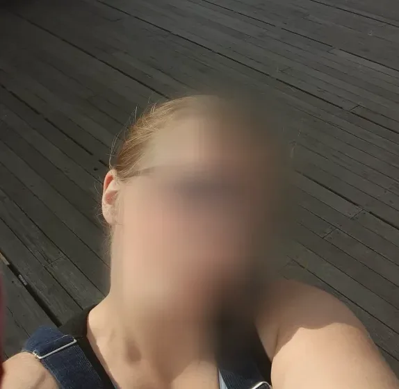 Sophia, 32